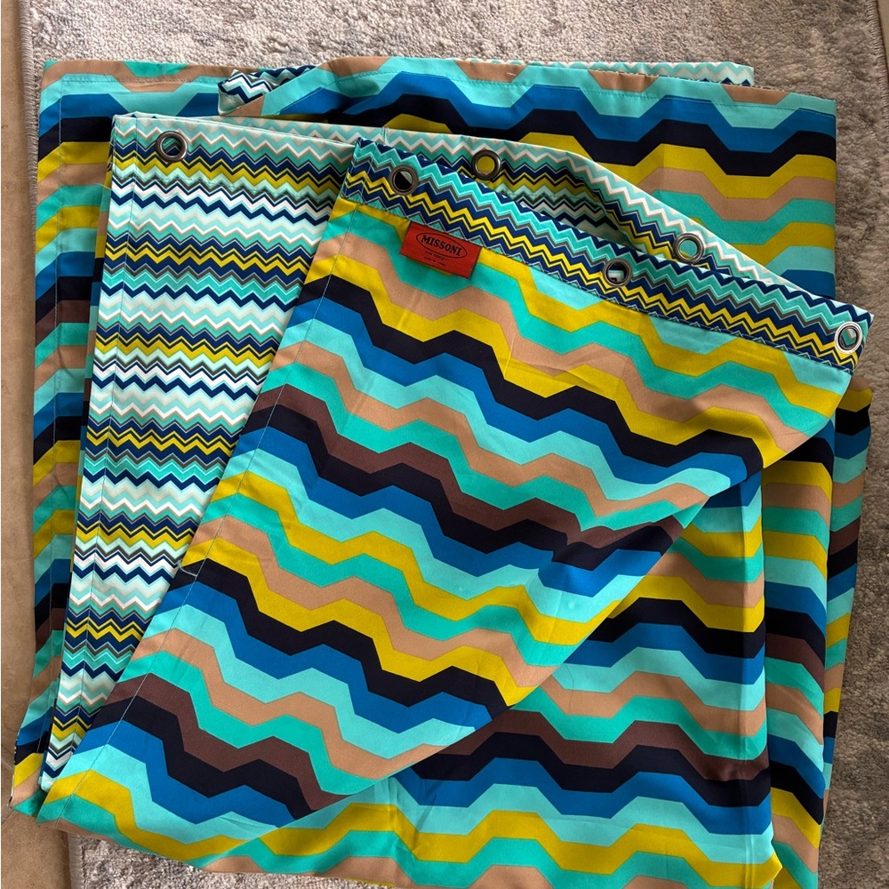 Missoni for Target Multicolor Chevron Pattern Shower Curtain- RARE!
